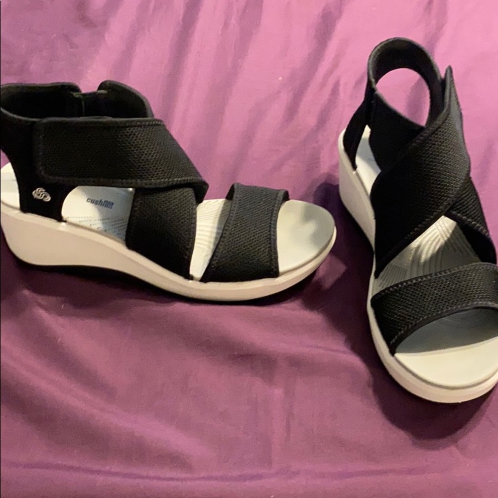 Clark’s Cloudstepper sandals